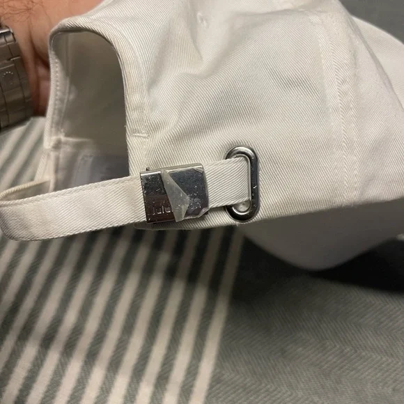 Lululemon UNC Tar Heels White Baseball Cap - Picture 3 of 4